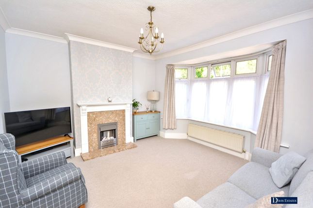 156 Slewins Lane, Hornchurch photo 2