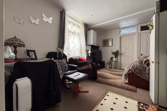Call 02920 454555 To Secure Your Viewing_7