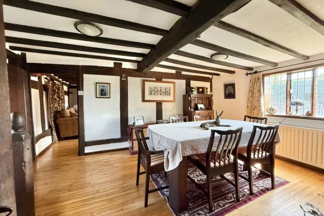 Christmas Cottage, Birch Cross, Uttoxeter photo 5