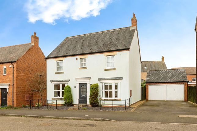 Thumbnail Detached house for sale in Winter Gardens Way, Banbury