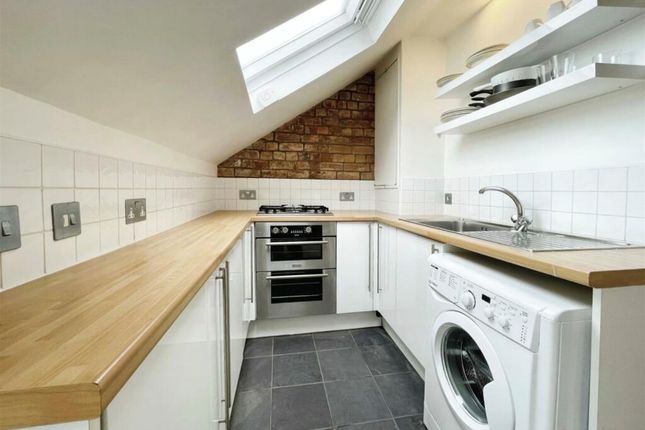 Flat 3, Leamington Spa photo 4
