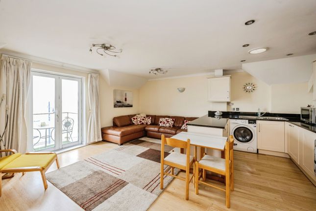 Apartment 6, The Boat  House, 728, Mumbles Road, Swansea photo 2