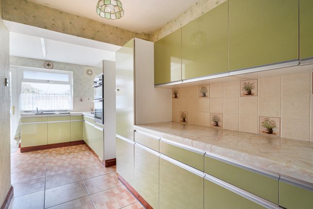 11, Orchard Road, Barnstaple photo 4