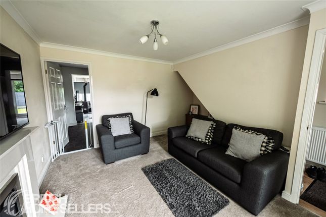 14, Hazelborough Close, Warrington photo 4