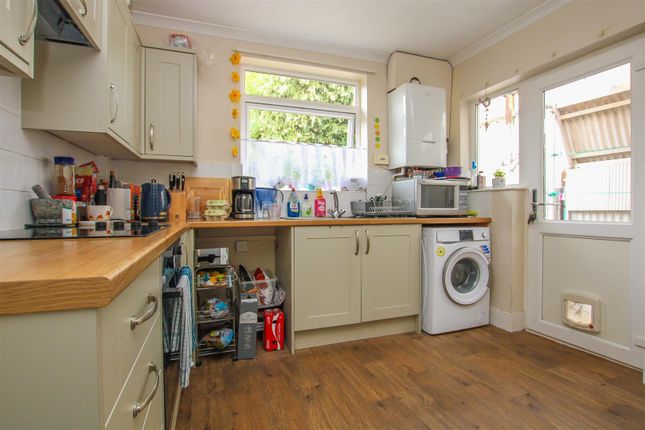 Detached bungalow for sale in Hogarth Avenue, Brentwood
