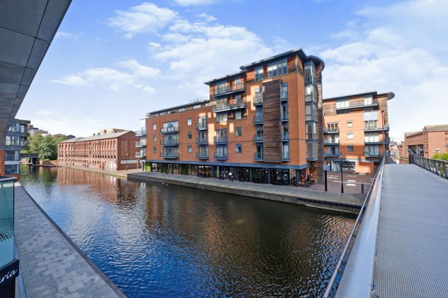 Thumbnail Flat for sale in Canal Wharf, 12 Waterfront Walk, Birmingham, West Midlands