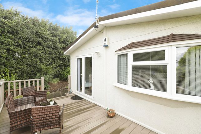 2-bed caravan on 27, Alder Avenue, Nidderdale Lodge Park, KNARESBOROUGH, £160,000