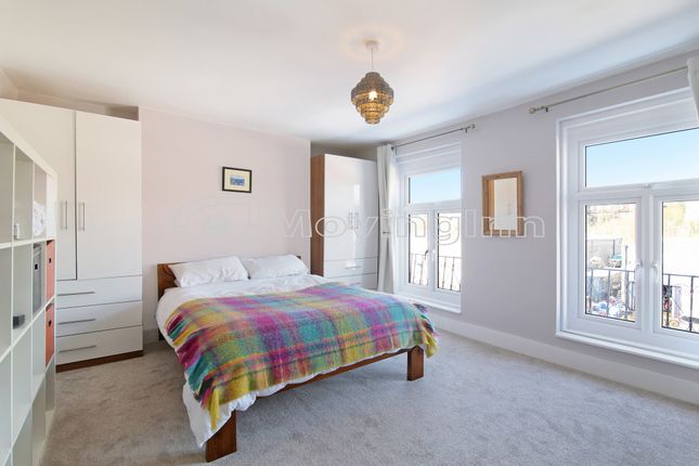 Thumbnail Flat to rent in Oakfield Road, Penge