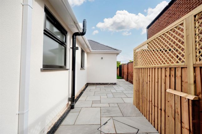 Detached bungalow for sale in Oakfield Road, Wollaton, Nottingham