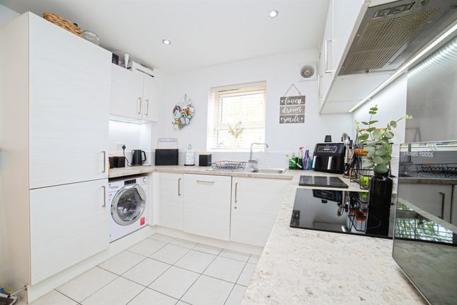 46, Douglas Avenue, Heanor photo 4