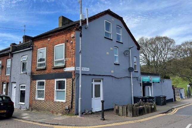 Thumbnail Flat for sale in North Street, Luton, Bedfordshire