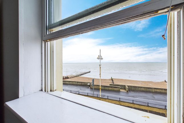Flat 21, Connaught House The Esplanade, Bognor Regis photo 2