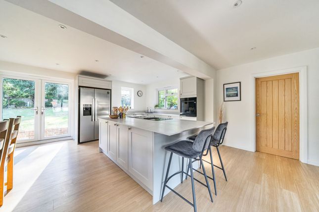 1 Ifoldhurst, Billingshurst photo 4