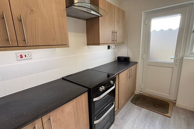 23 Coombe View, Teignmouth photo 3