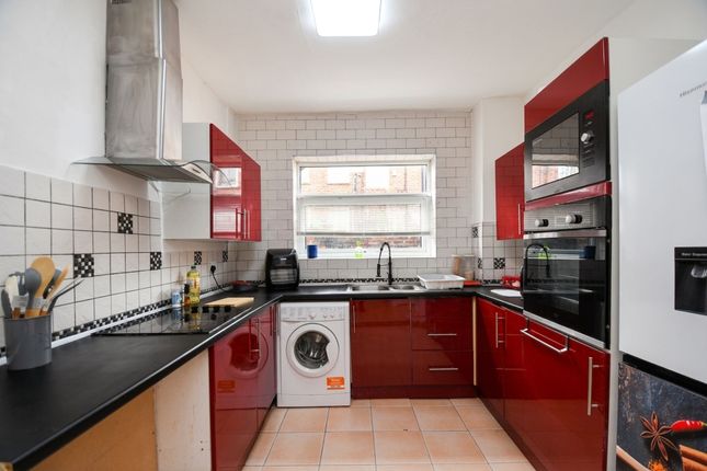 39 Milnthorpe Street, Salford photo 2