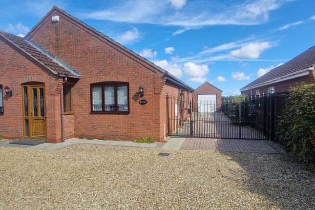 Thumbnail Bungalow to rent in Church Way, Tydd St. Mary, Wisbech