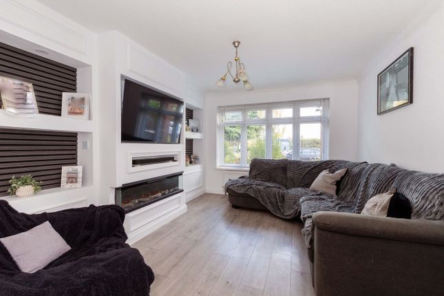 Kennett Road, Langley photo 2