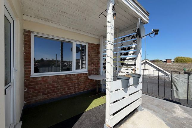 11a, William Street, Calne photo 2