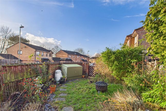 39, Galloway Close, Hampshire photo 4