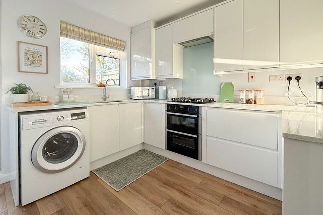 34, Oakhouse Road, Bexleyheath photo 3