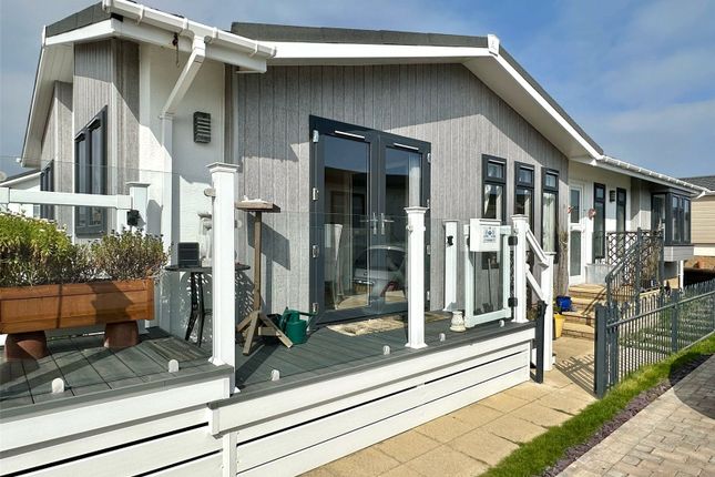 50 Solent Grange,, New Lane, Lymington photo 3