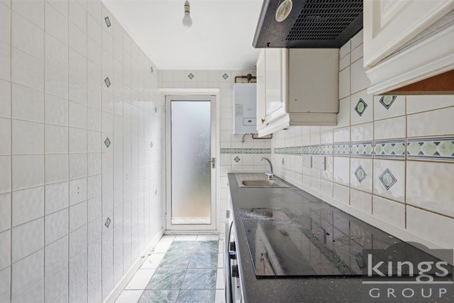 4, Pentrich Avenue, Enfield photo 4