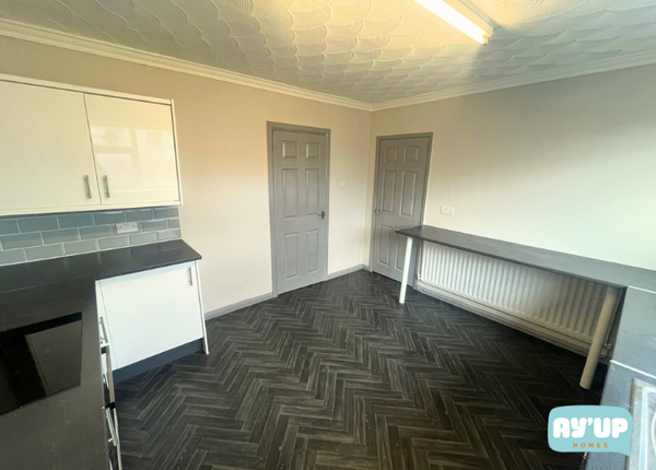 42 Sutton Road, Doncaster photo 3