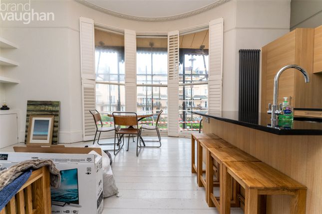 Flat 5, 9, Bedford Square, Brighton photo 2