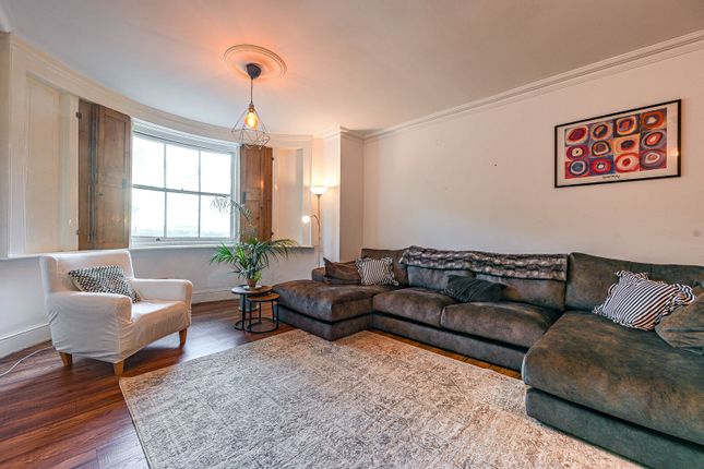 Shooters Hill Road, Blackheath photo 3