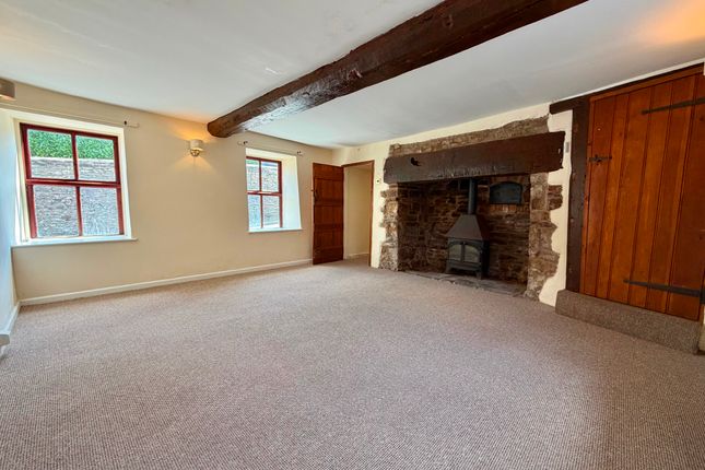 18 Church Street, Cinderford photo 4