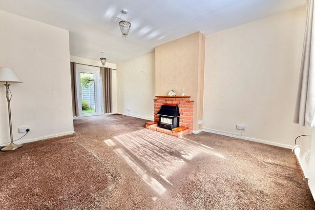 8, Queens Crescent, Bilston photo 3