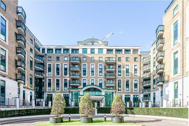 Flat to rent in Warren House, Beckford Close, Kensington