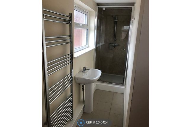 Ensuite To Bedroom 2