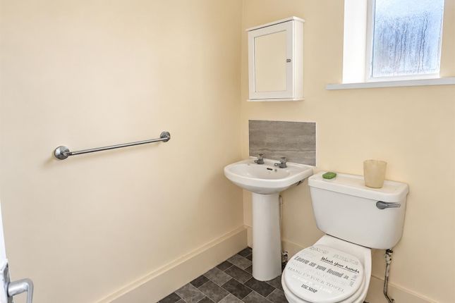Flat C, 57, Norman Street, Derbyshire photo 4