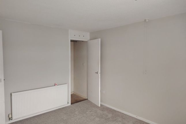 24, Reedmace Close, BIRMINGHAM photo 4