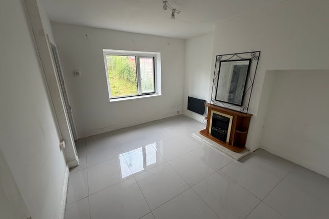64, Swansea photo 3