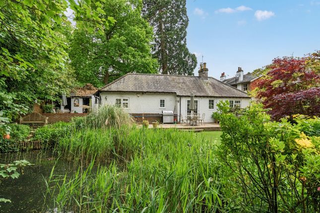 East Lodge,, Liddington Hall Drive, Surrey photo 4