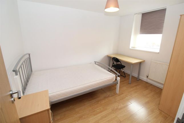 Inverness Place, Cardiff photo 2