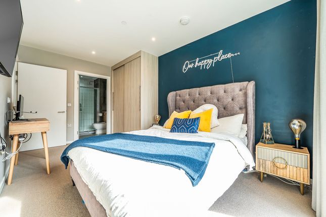Flat 11, Meranti Apts, London photo 3
