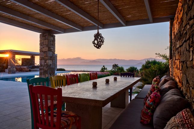Villa for sale in Palmier, Paros (Town), Paros, Cyclade Islands, South Aegean, Greece