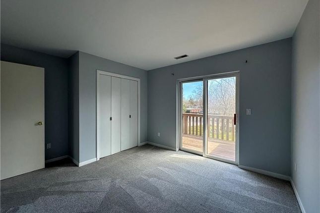 Town house for sale in 163 Swan Lane, Poughkeepsie, New York, United States Of America