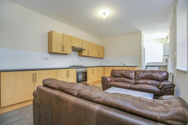 Flat to rent in Brighton Grove, Fenham, Newcastle Upon Tyne NE4