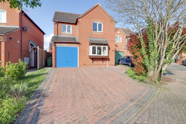 Lundy Row  Drive  Integral Garage