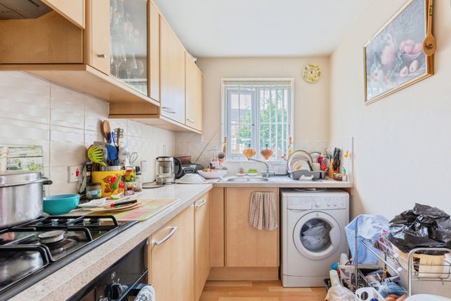 6, Cotton Way, West Midlands photo 4