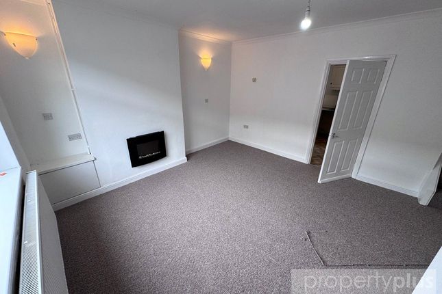 35, Furnace Road, Rhondda Cynon Taff photo 5