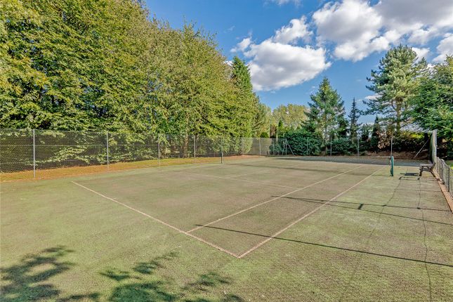 5 Bed Property For Sale In Whelpley Hill Chesham Buckinghamshire