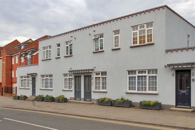 Thumbnail Flat for sale in High Street, Edenbridge