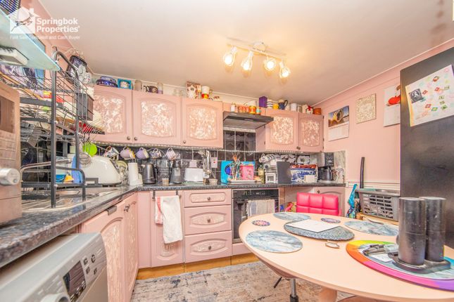 16B, Clacton Road, Clacton-on-Sea photo 4