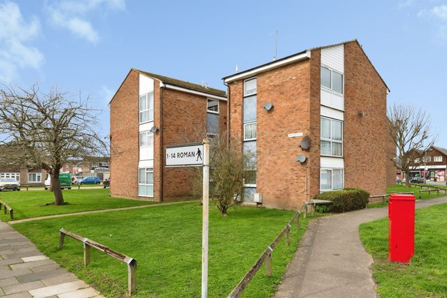 2-bed flat on Flat 118, Ashlands Court, Coronation Avenue, Tilbury, £110,000