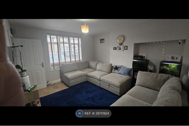 Ravensworth Road, London photo 4